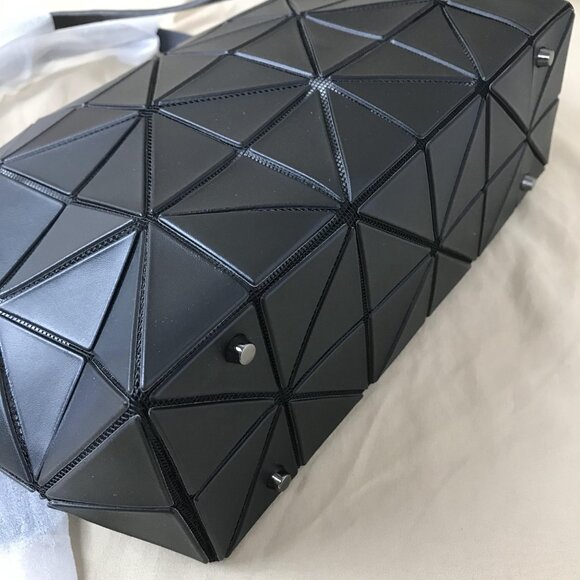 NWT Issey Miyake Bao Bao Boston Tote Bag Black - Picture 7 of 10